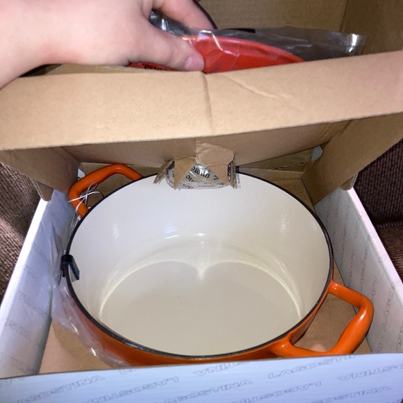 Lagostina cast iron casserole dish - Picture 3 of 3